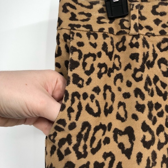 BANANA REPUBLIC Camden Pant Animal Print Cheetah Leopard Camel Tan 8 Dressy Pant - Picture 3 of 7